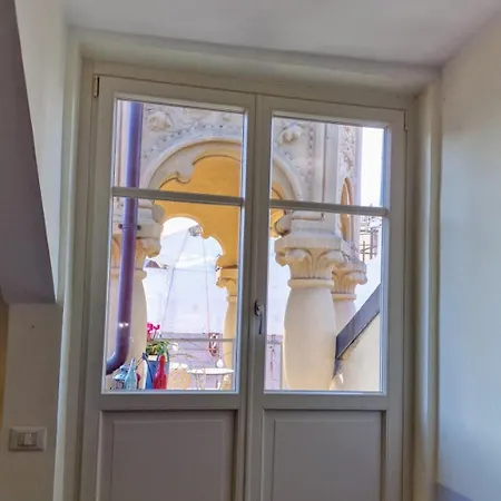 Myhouse Castello - Affitti Brevi Italia Apartmán